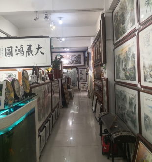 店内摆设