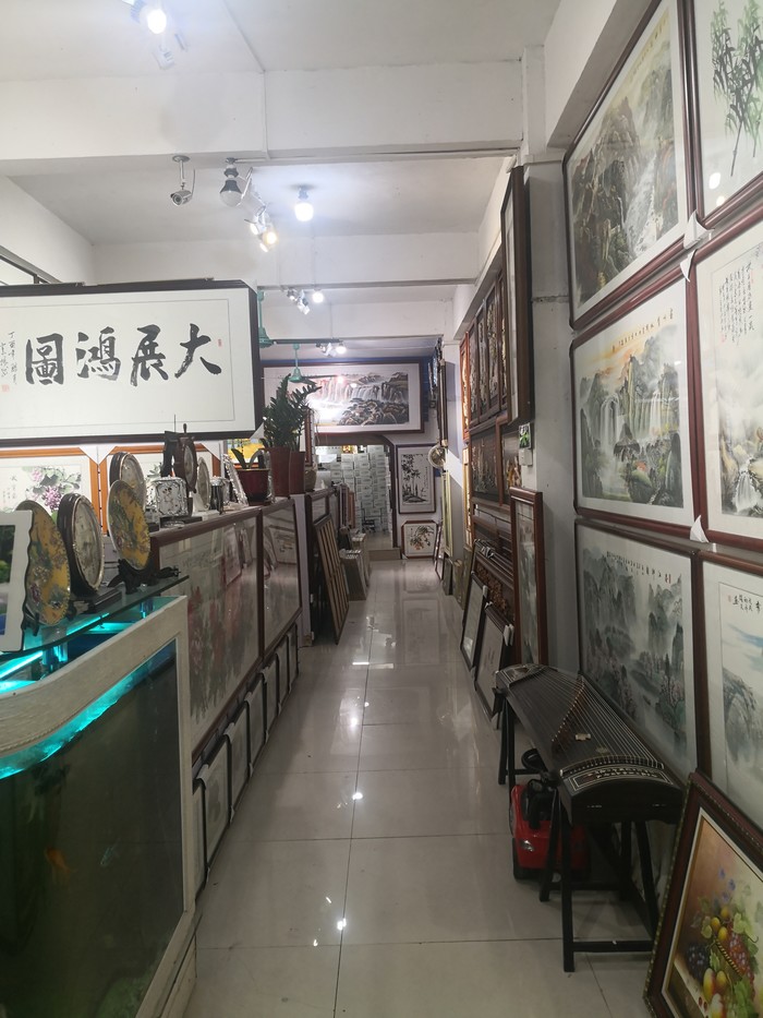 店内摆设
