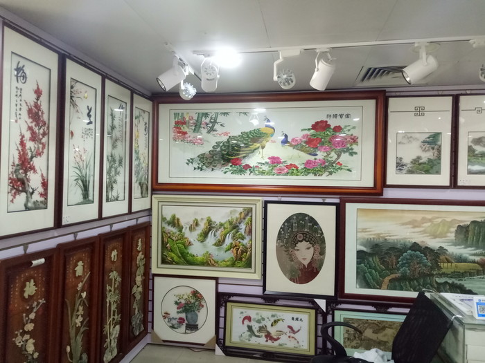 店内摆设
