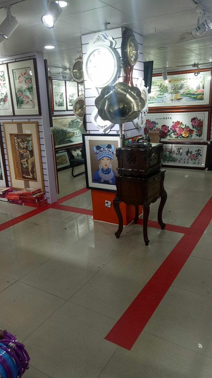 店内摆设