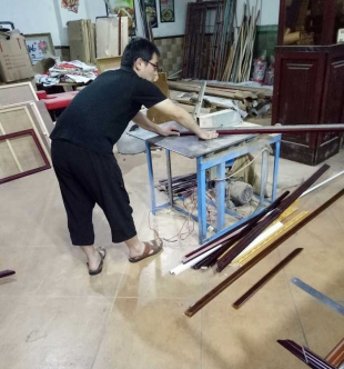加工画框车间
